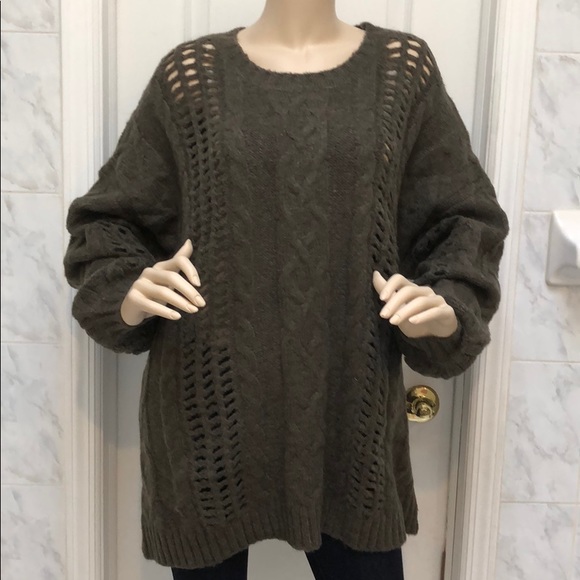 OLIVE TUNIC SWEATER TOP - Picture 4 of 8